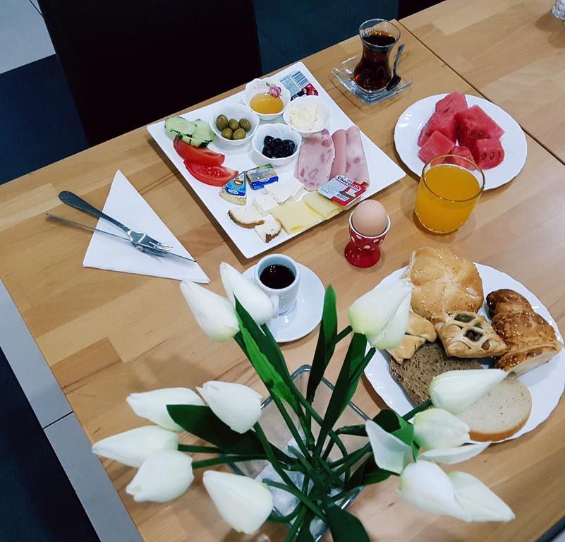 Hotel Irmak Szarajevó Kültér fotó