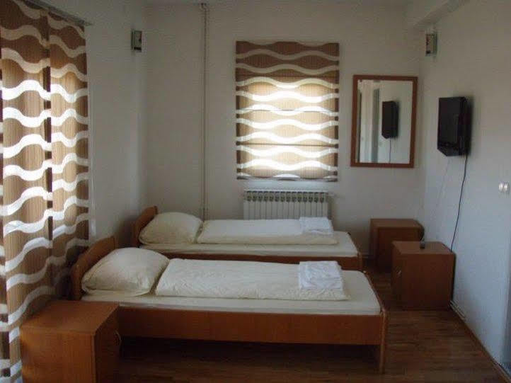 Hotel Irmak Szarajevó Kültér fotó