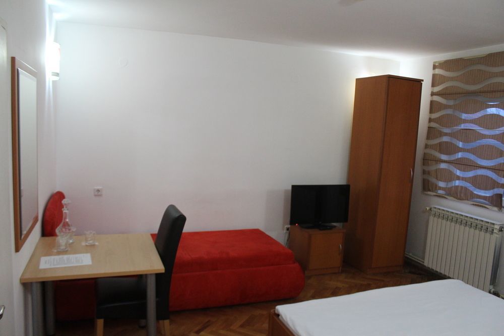 Hotel Irmak Szarajevó Kültér fotó