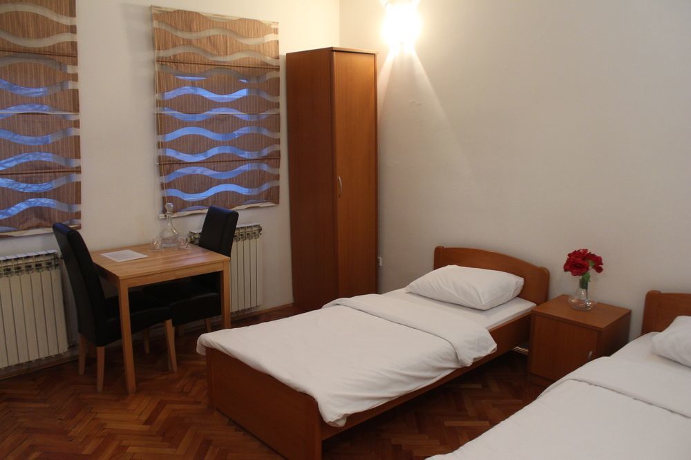 Hotel Irmak Szarajevó Kültér fotó