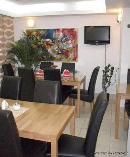 Hotel Irmak Szarajevó Kültér fotó