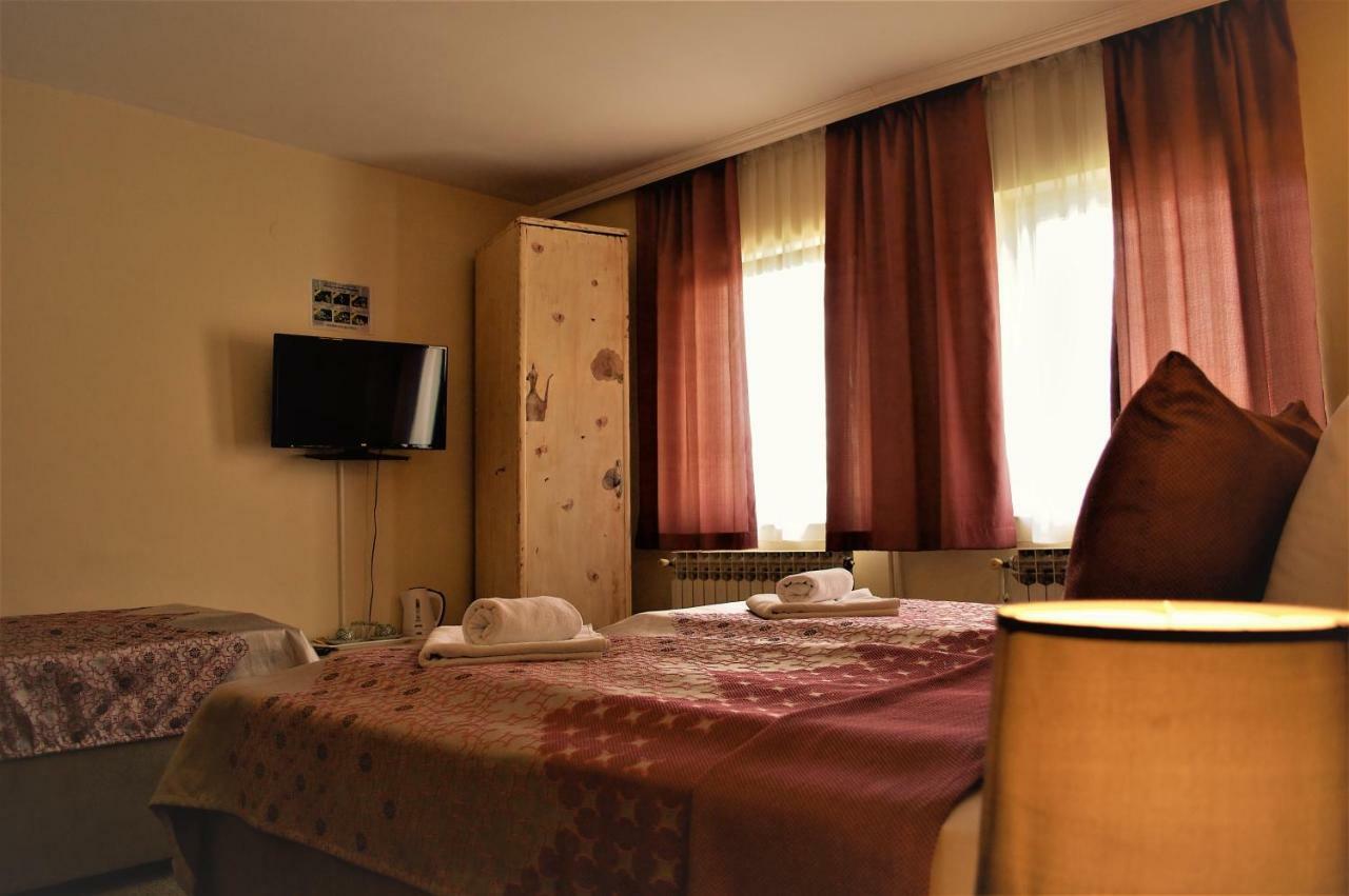 Hotel Irmak Szarajevó Kültér fotó