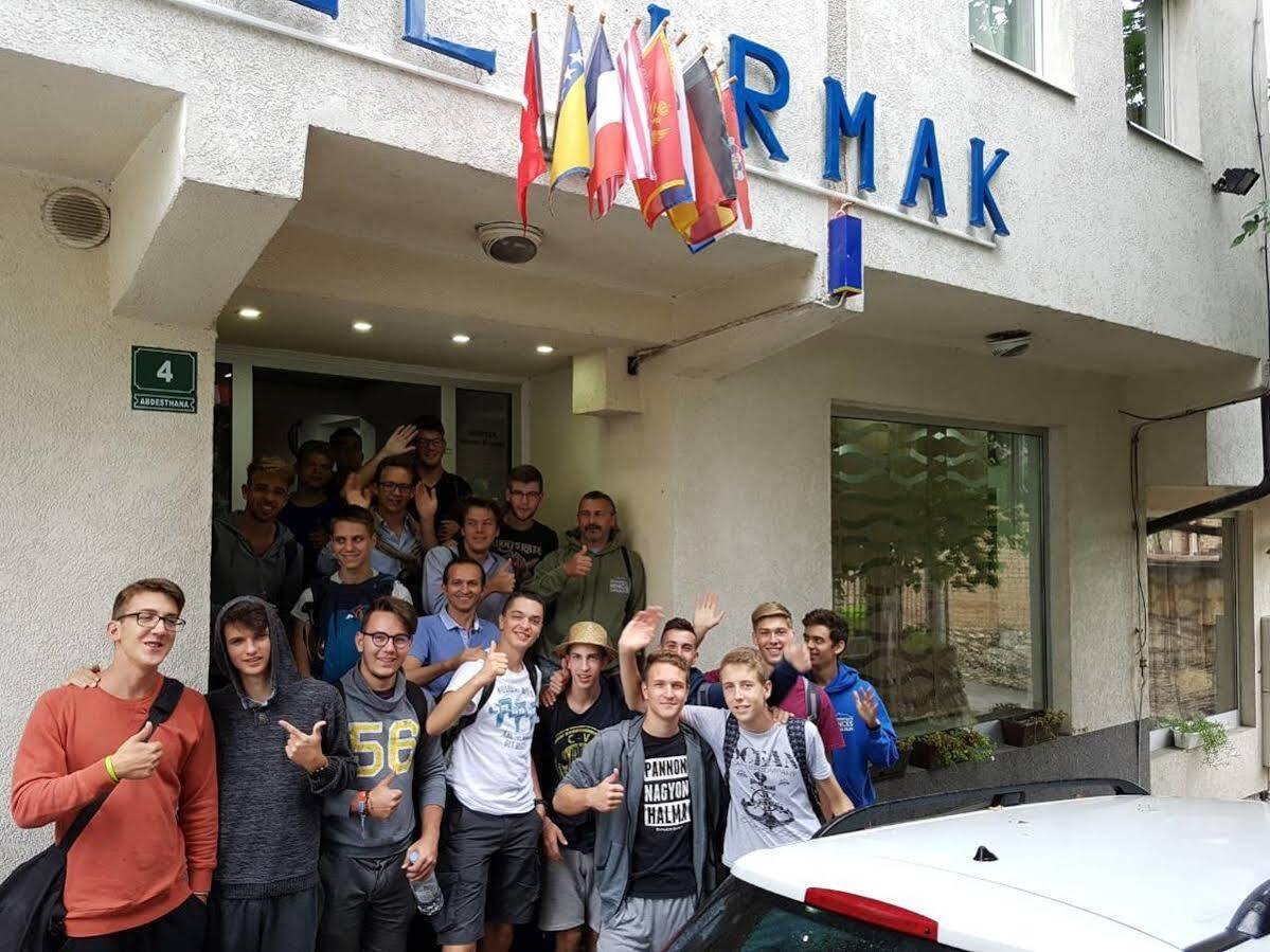 Hotel Irmak Szarajevó Kültér fotó